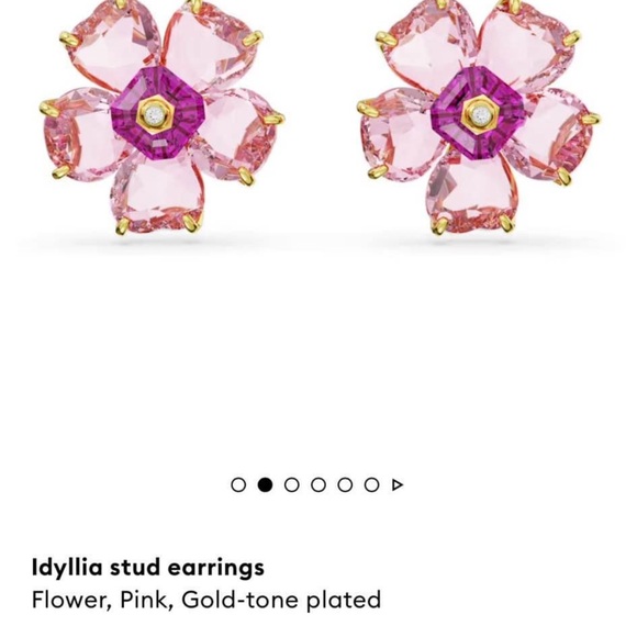 Swarovski Idyllia stud earrings
Flower, Pink, Gold-tone plated - Picture 3 of 5